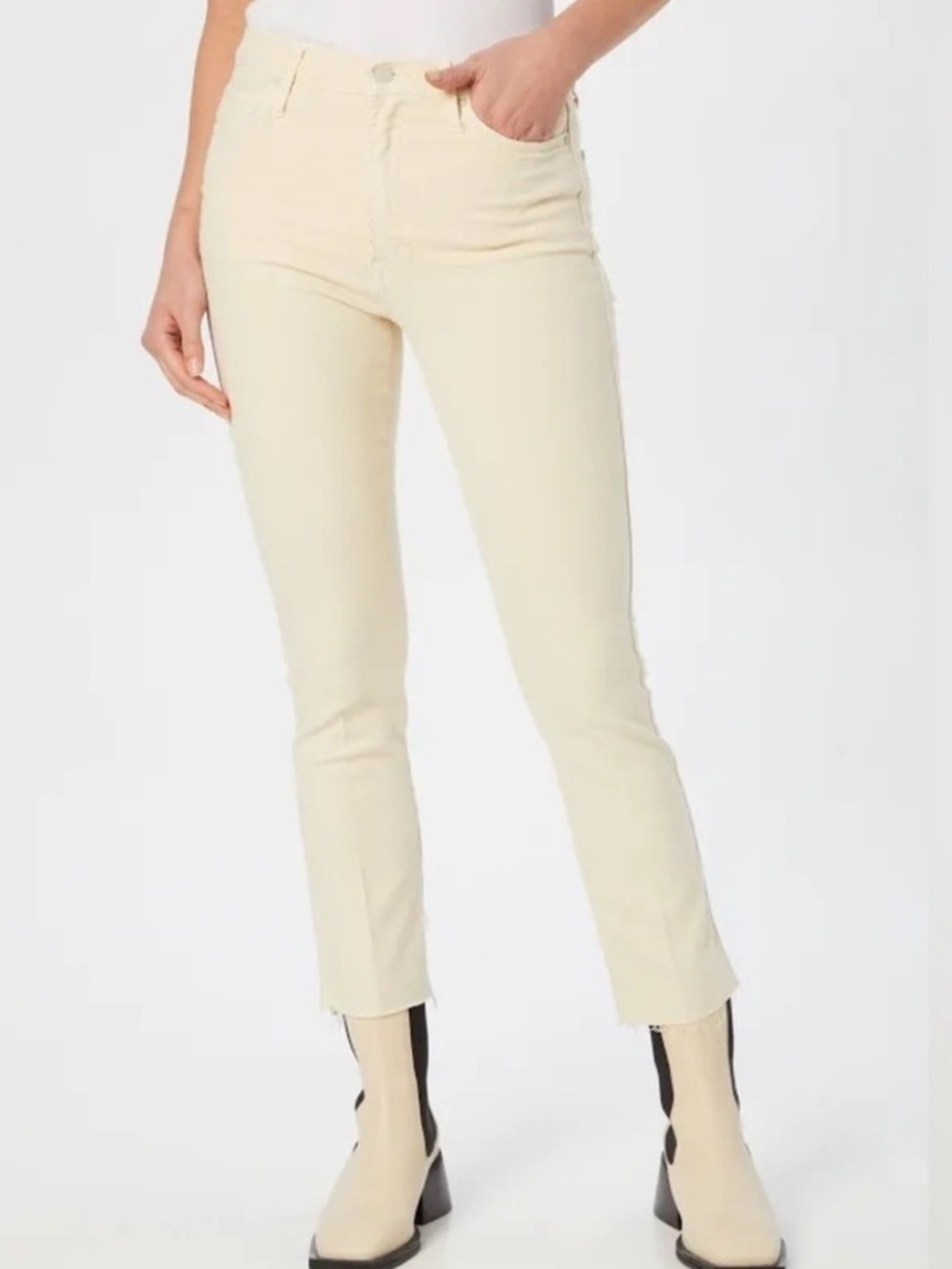 Mother High Waisted Rascal Ankle Fray in Chalk It Up